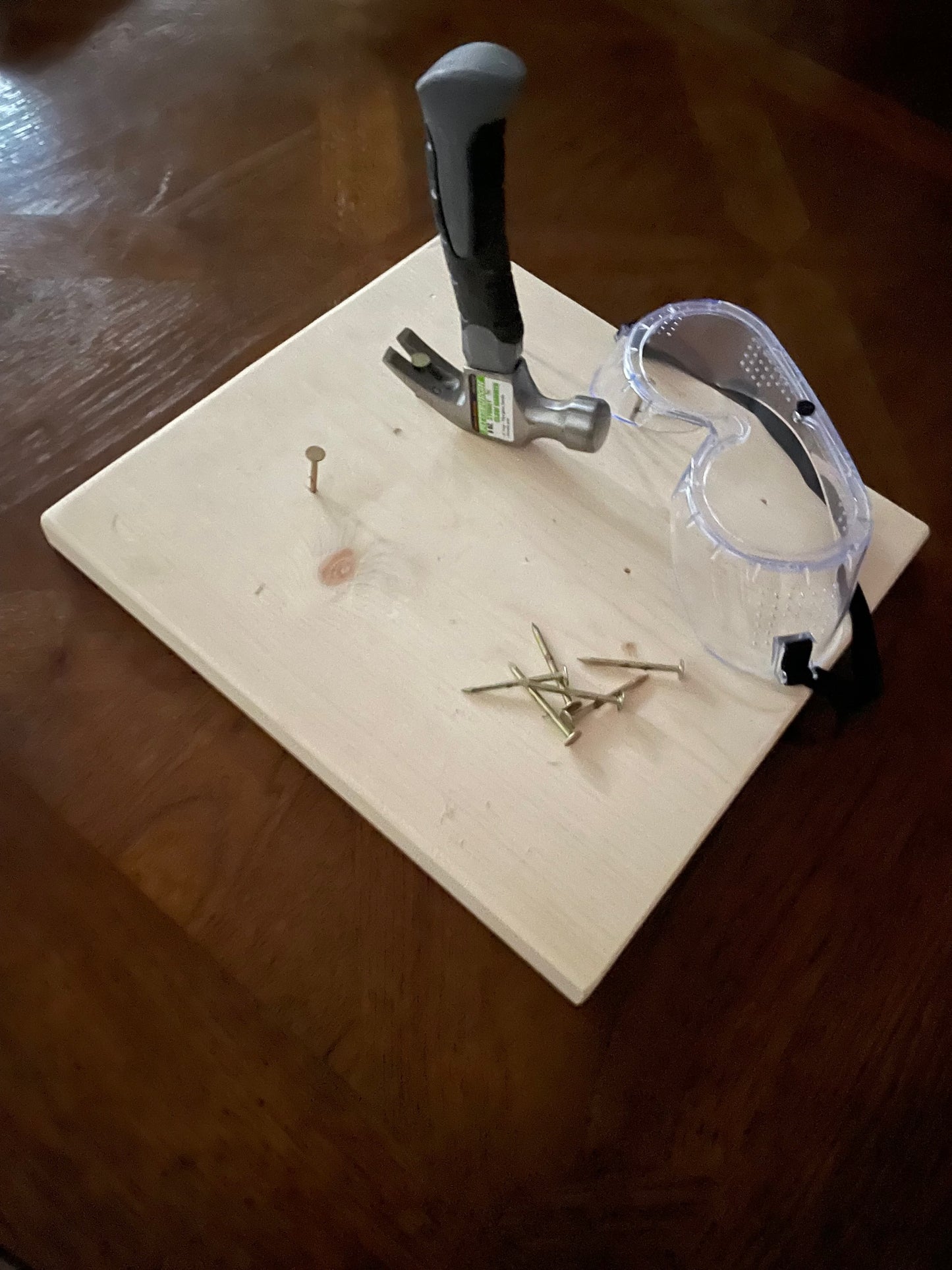MM-351 Hammer and Nails Activity