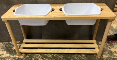 Cloth Washing Stand (basins included with accessory package only)